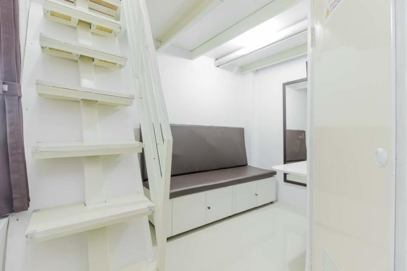 Hotel RedDoorz near Hayam Wuruk Dżakarta Zewnętrze zdjęcie